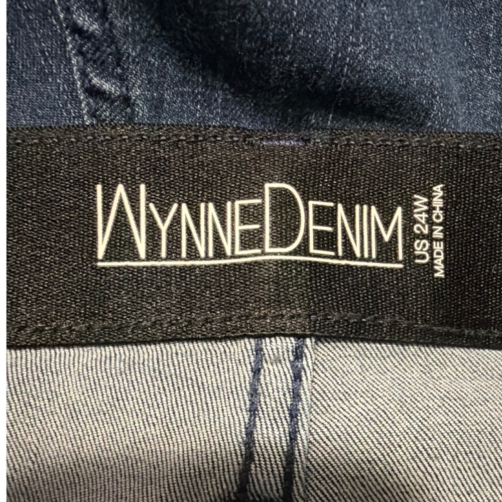 WynneDenim Womens 24W Straight Leg Front Seam Indigo Blue Jeans 833085 - Picture 3 of 5